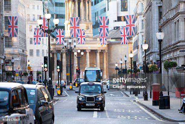 traffic on regent street in london - hackney london stock pictures, royalty-free photos & images