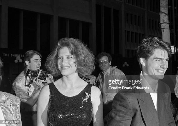 Mimi Rogers and husband Tom Cruise attend the premiere of "Ishtar" on May 13, 1987 in Century City, California.