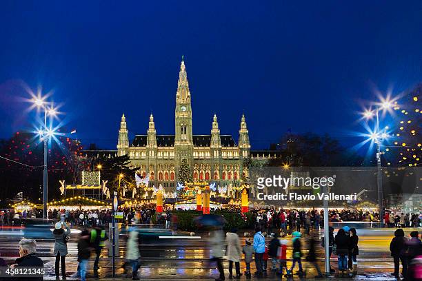 central vienna at christmas - vienna town hall stock pictures, royalty-free photos & images