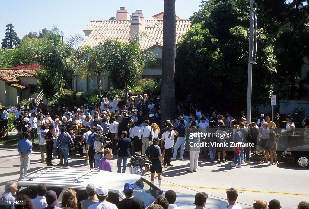 Media At Nicole Brown Simpson's Condo