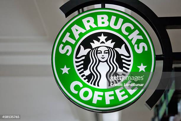 2,850 Starbucks Signs Stock Photos and High-Res Images - Getty Images