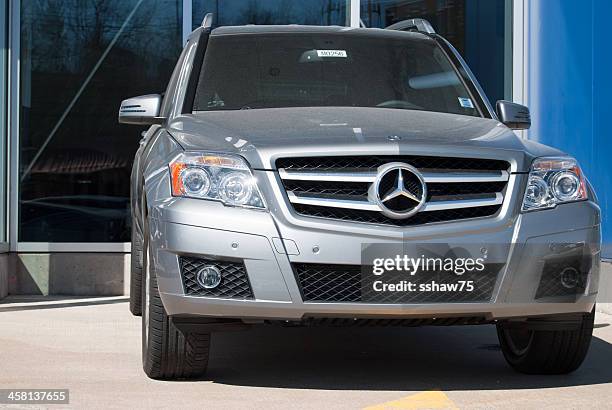 mercedes-benz glk 350 4matic suv - mercedes benz glk stock pictures, royalty-free photos & images