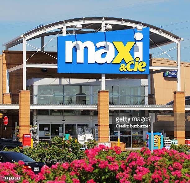 maxi-supermarkt eingang - buzbuzzer stock-fotos und bilder