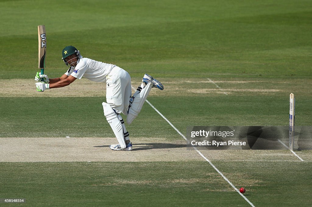 Pakistan v Australia - 2nd Test Day Two