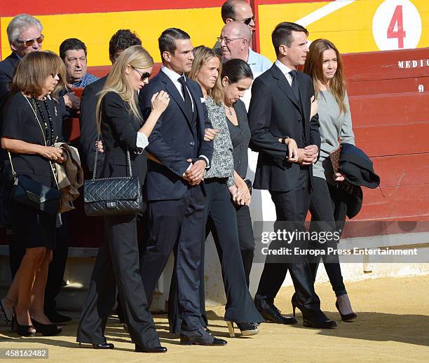 Manolo Manzanares, Ana Manzanares, Yeyes Manzanares, Jose Maria Manzanares and Rocio Escalona follow the coffin of the bullfigher Jose Maria...