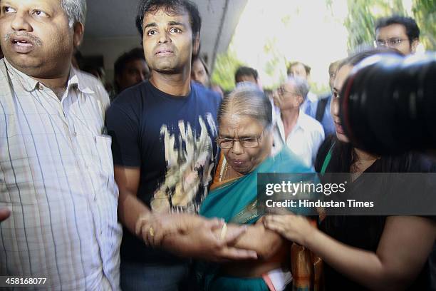 Sunil James Photos And Premium High Res Pictures Getty Images sunil-james-photos-and-premium-high-res-pictures-getty-images