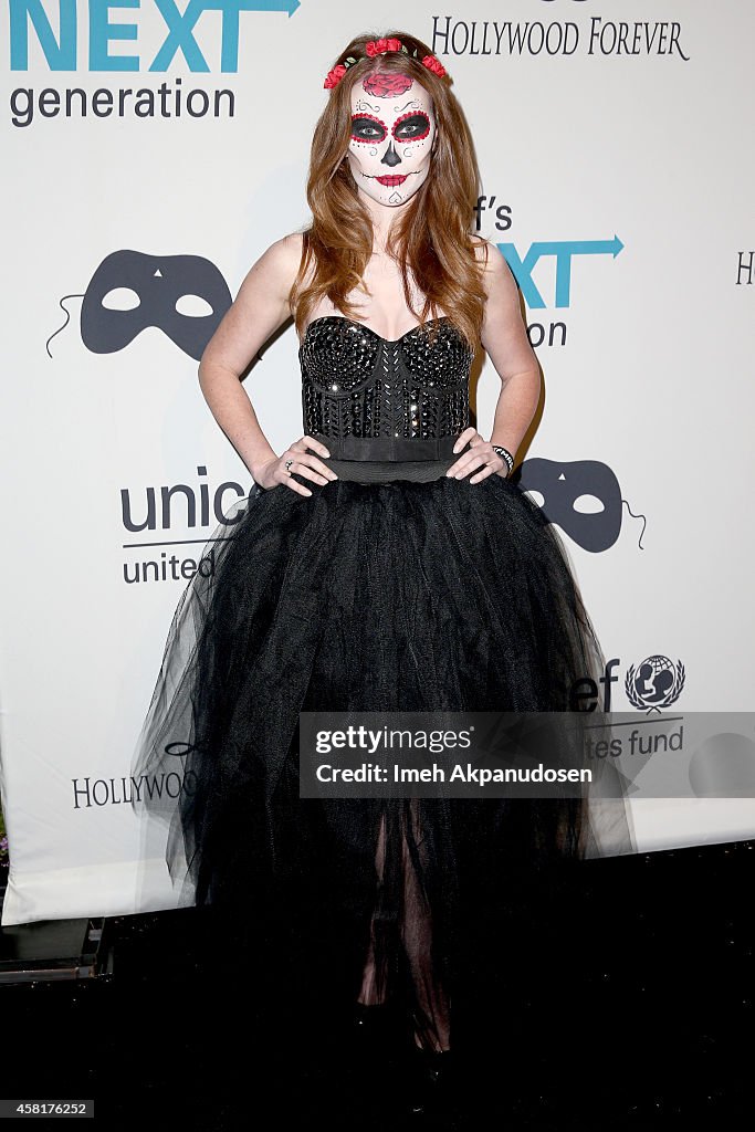 The UNICEF Dia de los Muertos Black & White Masquerade Ball