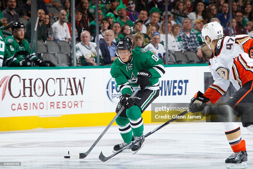 Anaheim Ducks v Dallas Stars