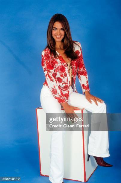 Lorena Bernal, Miss Spain 1999, during a photo shoot in a studio, 18th May 2002, Madrid, Spain. .