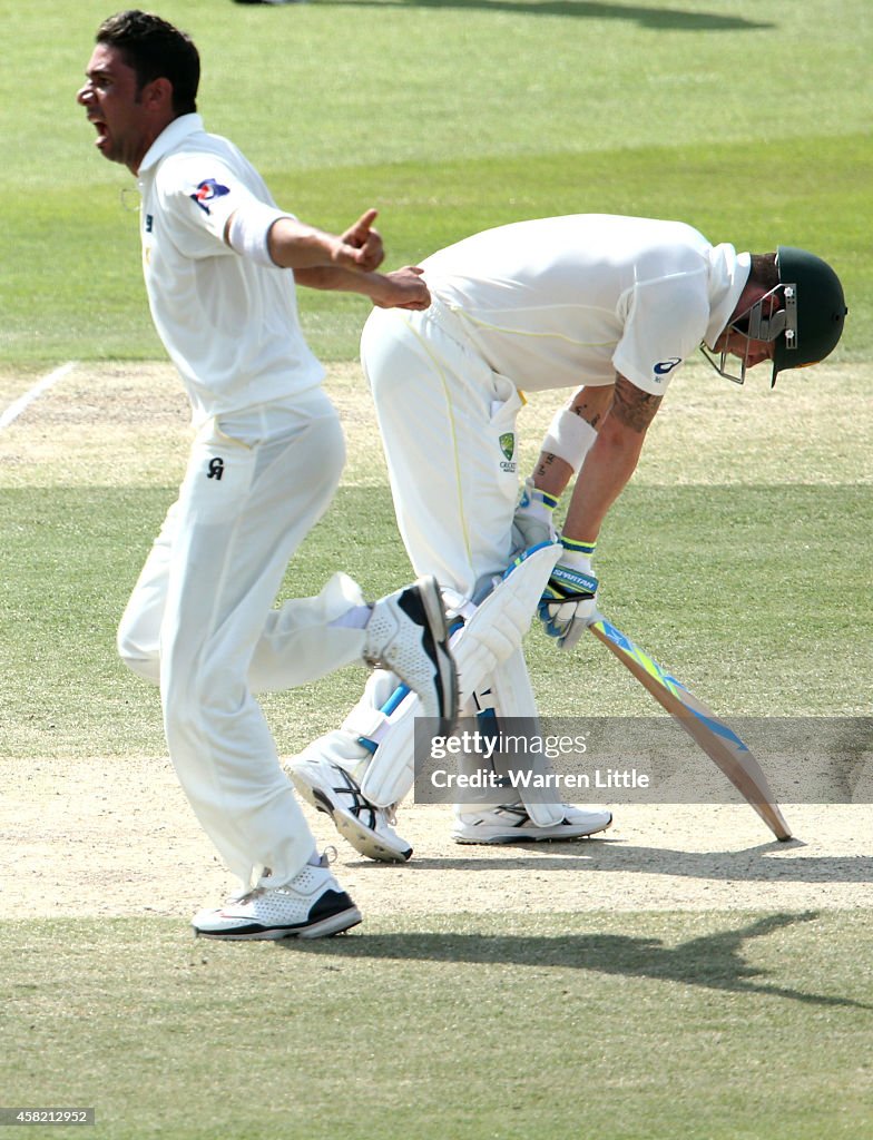 Pakistan v Australia - 2nd Test Day Three