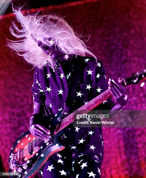 Musician Alison Mosshart of The Kills performs at the Forum on October 31, 2014 in Inglewood, California.