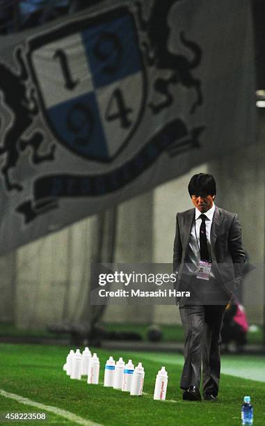 Hiroshi Nanami,coach of Jubilo Iwata looks on during the J.League second division match between JEF United Chiba and Jubilo Iwata at Fukuda Denshi...