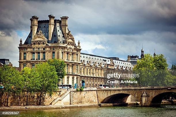 louvre museum - art museum outdoors stock pictures, royalty-free photos & images