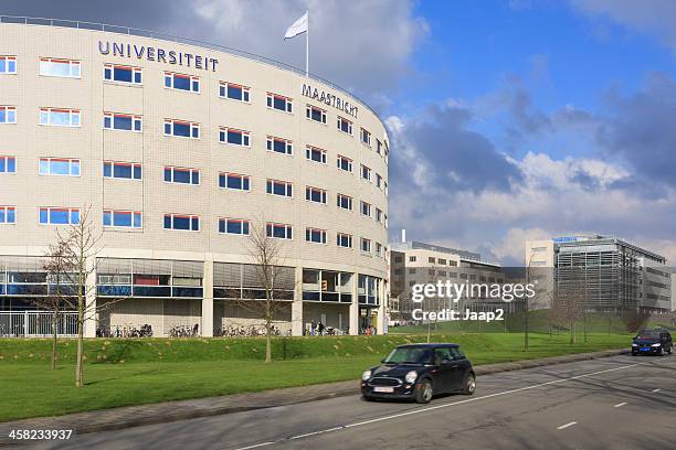 randwyck campus buildings of maastricht university, the netherlands - maastricht 個照片及圖片檔