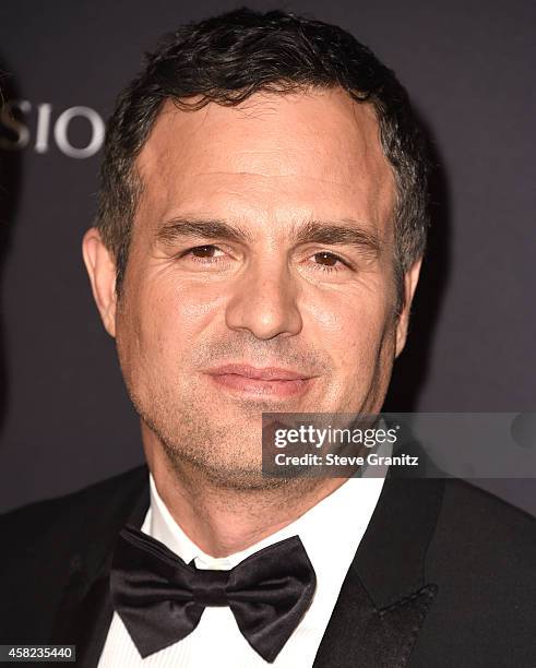 Mark Ruffalo arrives at the 2014 BAFTA Los Angeles Jaguar Britannia Awards Presented By BBC America And United Airlines at The Beverly Hilton Hotel...