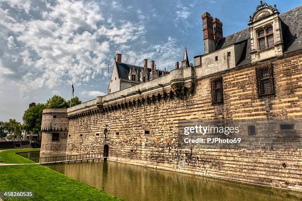 nantes - the castle of brittany duke's - nantes summer stock pictures, royalty-free photos & images