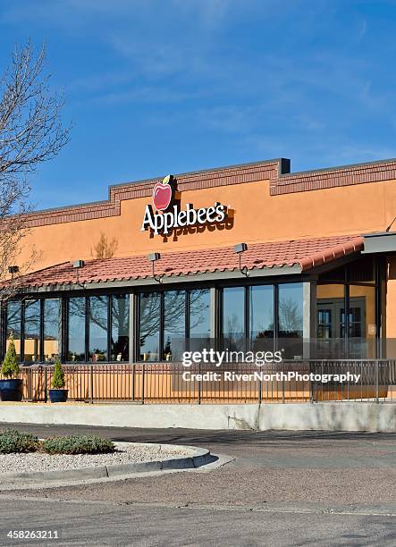 applebee's - applebees stock pictures, royalty-free photos & images