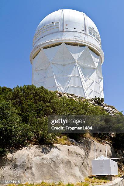 kitts peak telescope - kitt peak observatorium stockfoto's en -beelden