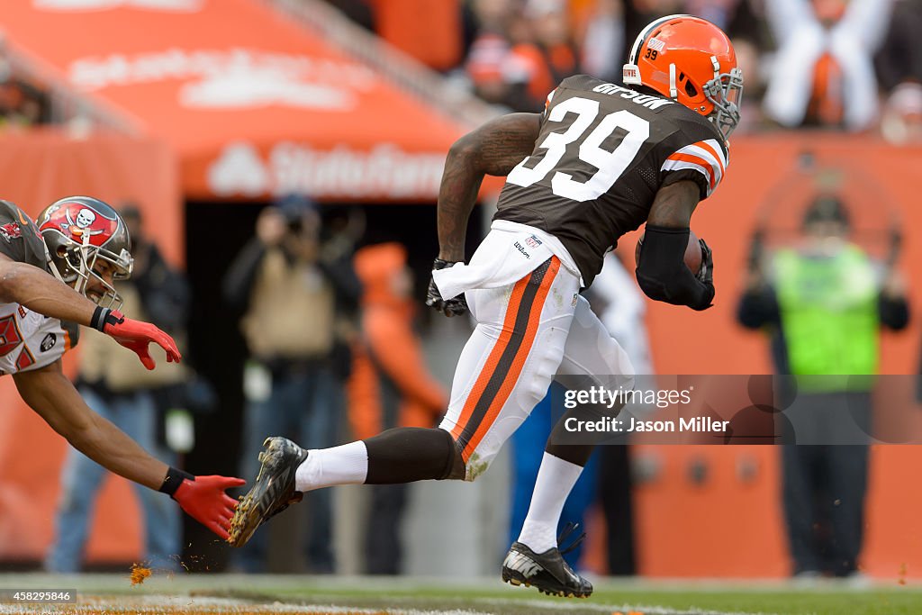 Tampa Bay Buccaneers v Cleveland Browns