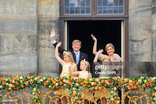 dutch king willem-alexander with his family waving to the public - amsterdam royal palace stock pictures, royalty-free photos & images