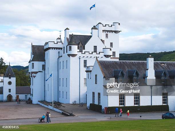 castelo de blair - perth scotland imagens e fotografias de stock