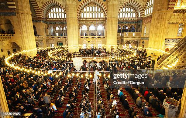 selimiye-moschee-gebet zeit - namaz stock-fotos und bilder