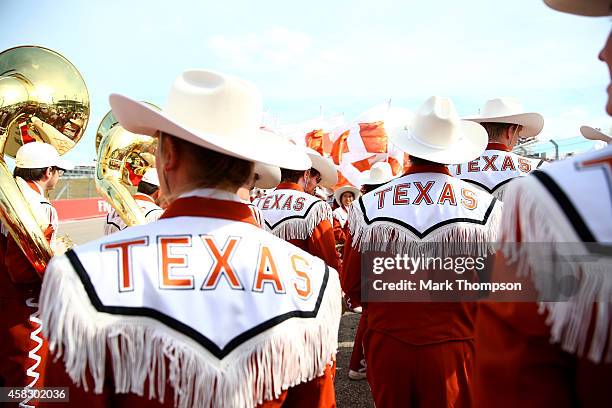 XxxMusicians prepare to perform on the grid before the United States Formula One Grand Prix at Circuit of The Americas on November 2, 2014 in Austin,...