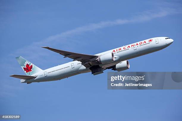 air canada boeing 777-300/er - air canada stock-fotos und bilder