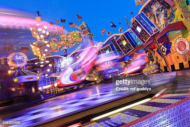 funfair ride at the hamburger dom - the electric circus stock pictures, royalty-free photos & images