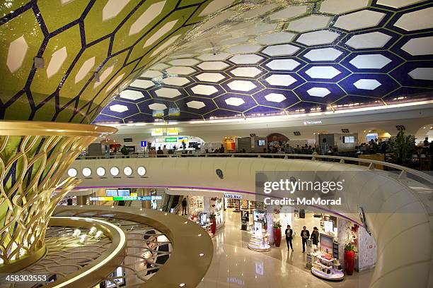 abu dhabi international airport - abu dhabi international airport stock pictures, royalty-free photos & images