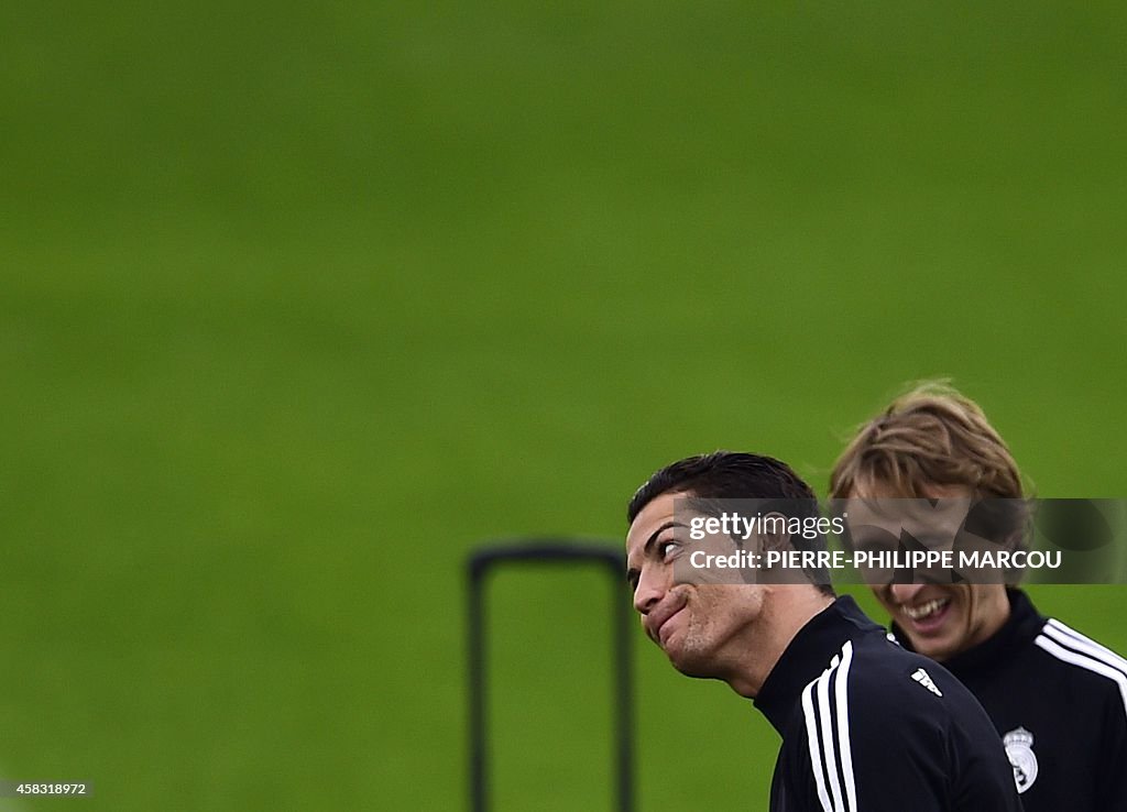 FBL-EUR-C1-REALMADRID-TRAINING