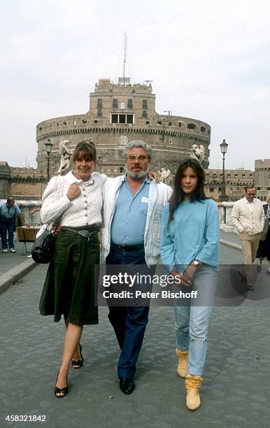 Horst Jankowski, Ehefrau Franziska Oehme, Tochter Naomi Oehme, Privat am Rande vom Dreh zur 7-teiligen ZDF-Serie "Urlaub auf italienisch" am in Rom,...