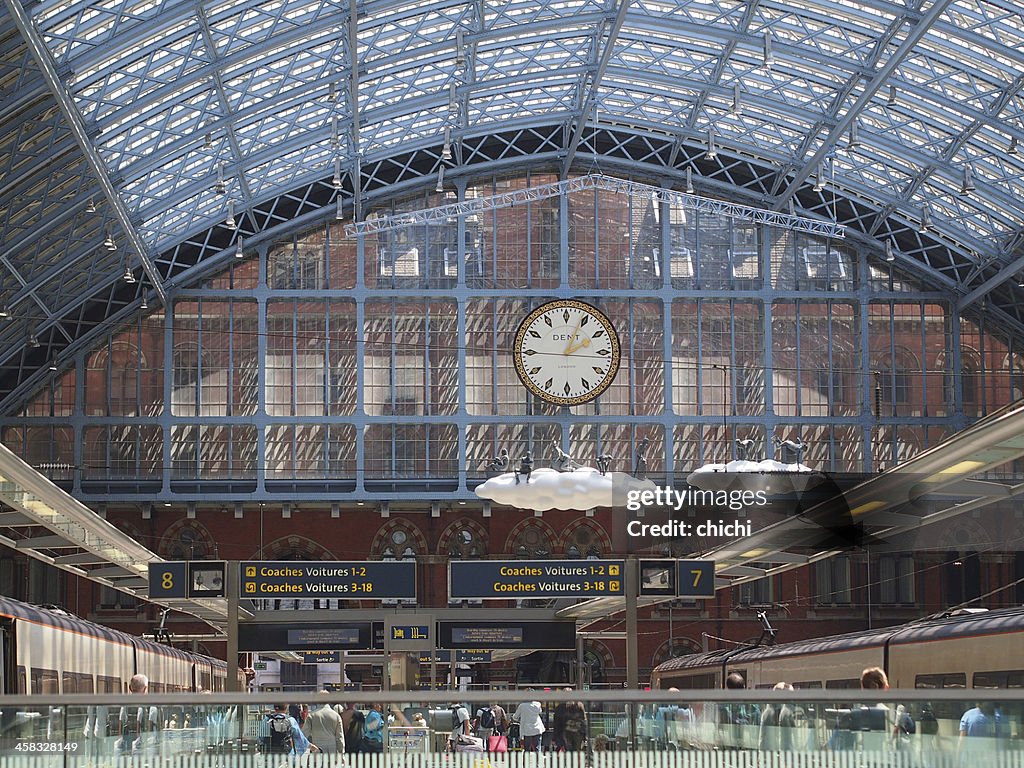 La gare de Saint-Pancras, à Londres