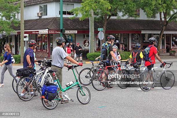 weekend in small town fort langley british columbia - langley british columbia stockfoto's en -beelden