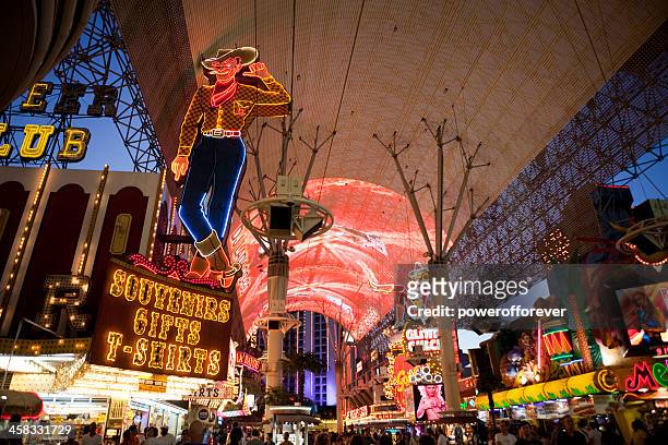 fremont street at night - downtown las vegas stock pictures, royalty-free photos & images