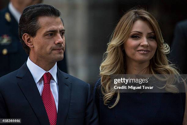 President of Mexico Enrique Peña Nieto and first lady Angelica Rivero await the arrival of Charles Prince of Wales and Camilla, Duchess of Cornwall...