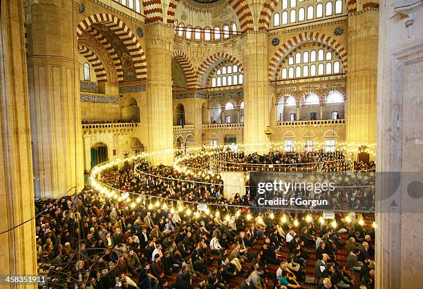 selimiye-moschee – ramadan - namaz stock-fotos und bilder