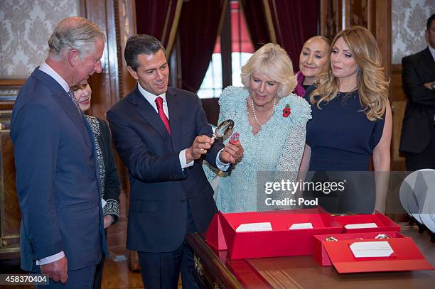 Prince Charles, Prince of Wales and Camilla, Duchess of Cornwall receive an official welcome from President Enrique Pena Nieto and the First Lady...