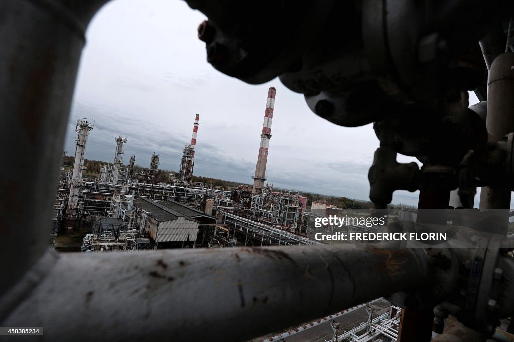 FRANCE-INDUSTRY-OIL-CLEANUP-PETROPLUS-BROWNFIELDS