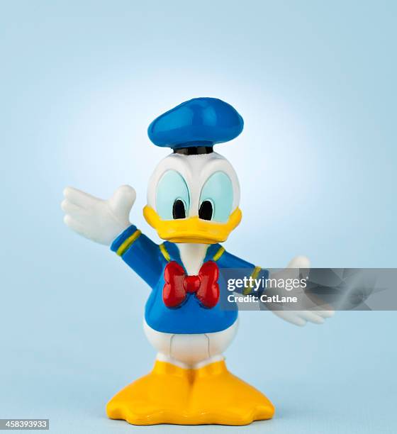 donald duck - donald duck stock pictures, royalty-free photos & images