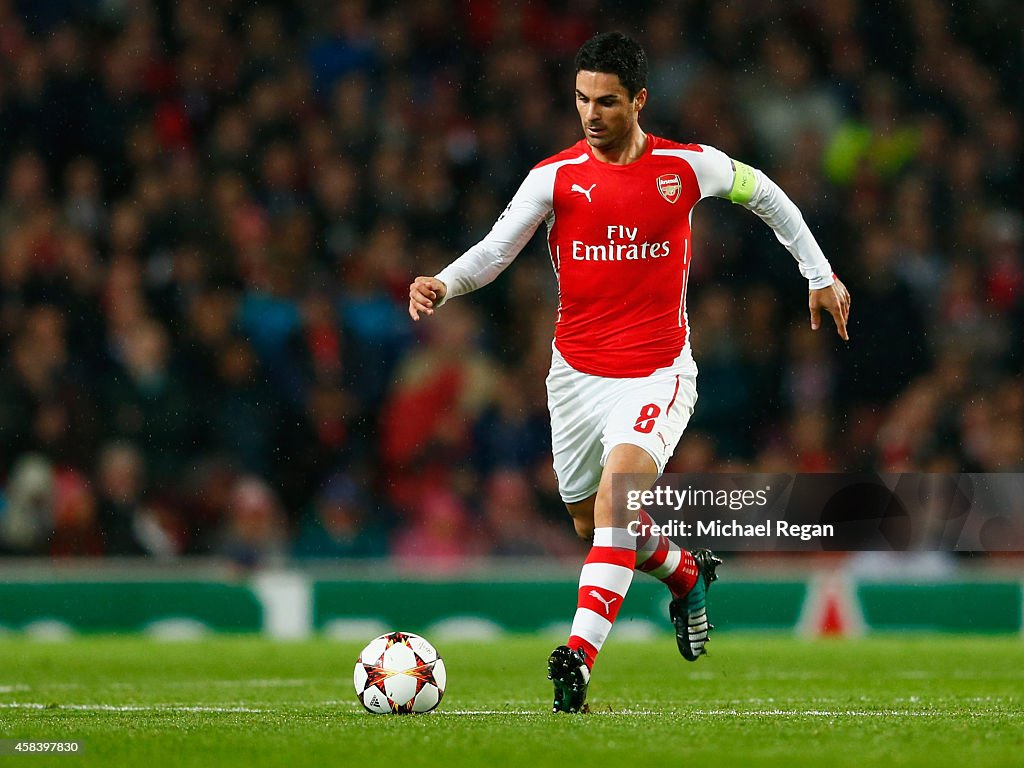 Arsenal FC v RSC Anderlecht - UEFA Champions League