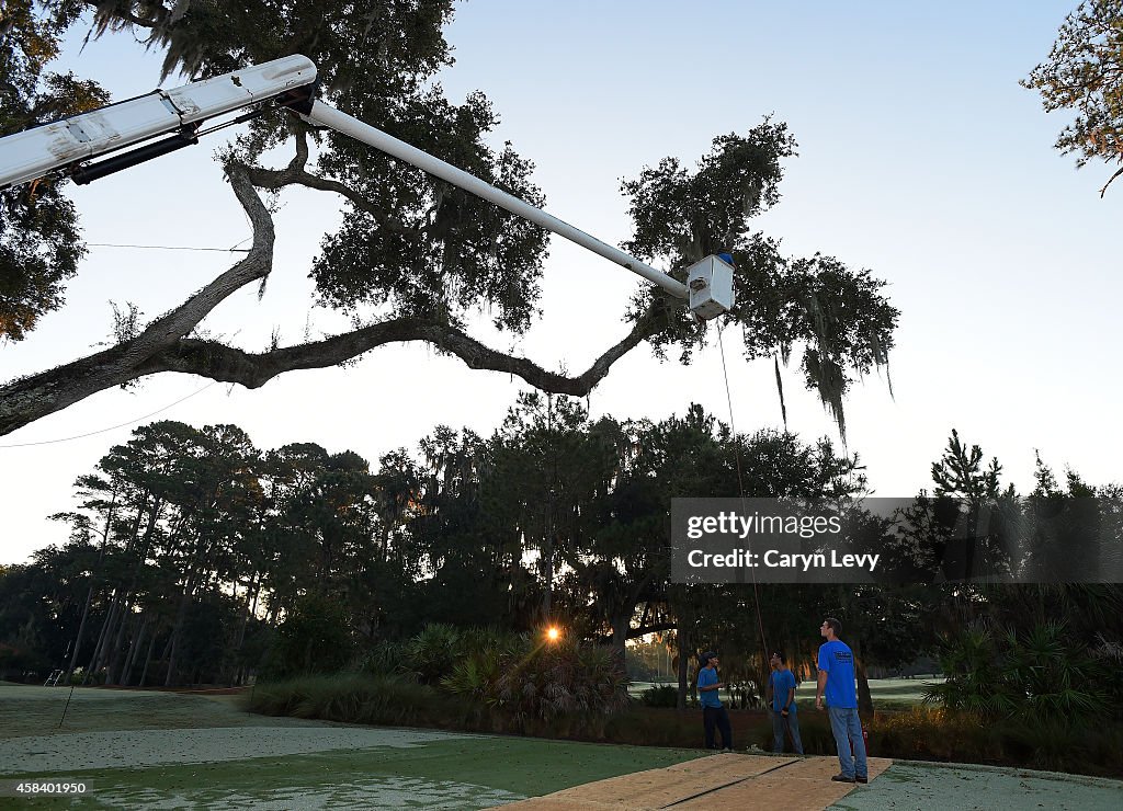 Overhanging Oak Removed on TPC Sawgrass Stadium Course's 6th Hole