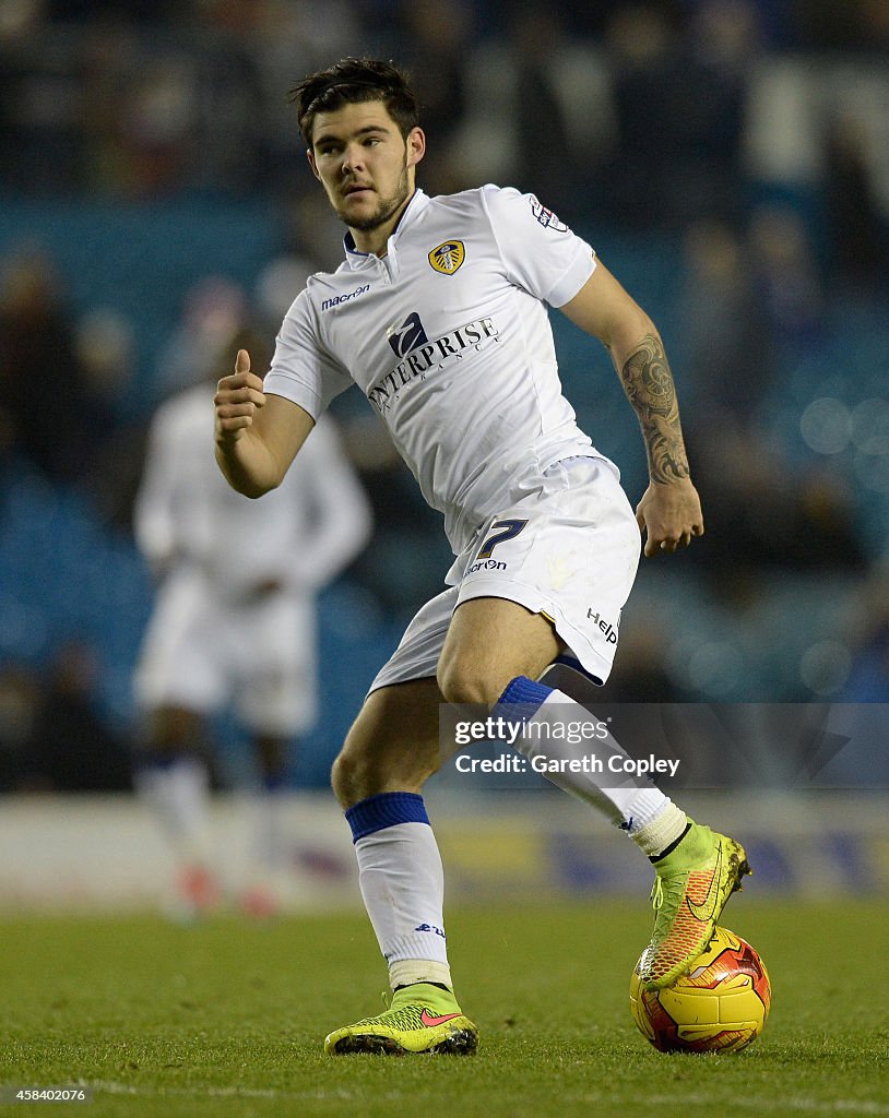 Leeds United v Charlton Athletic - Sky Bet Championship