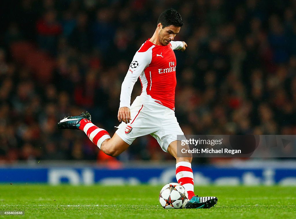 Arsenal FC v RSC Anderlecht - UEFA Champions League