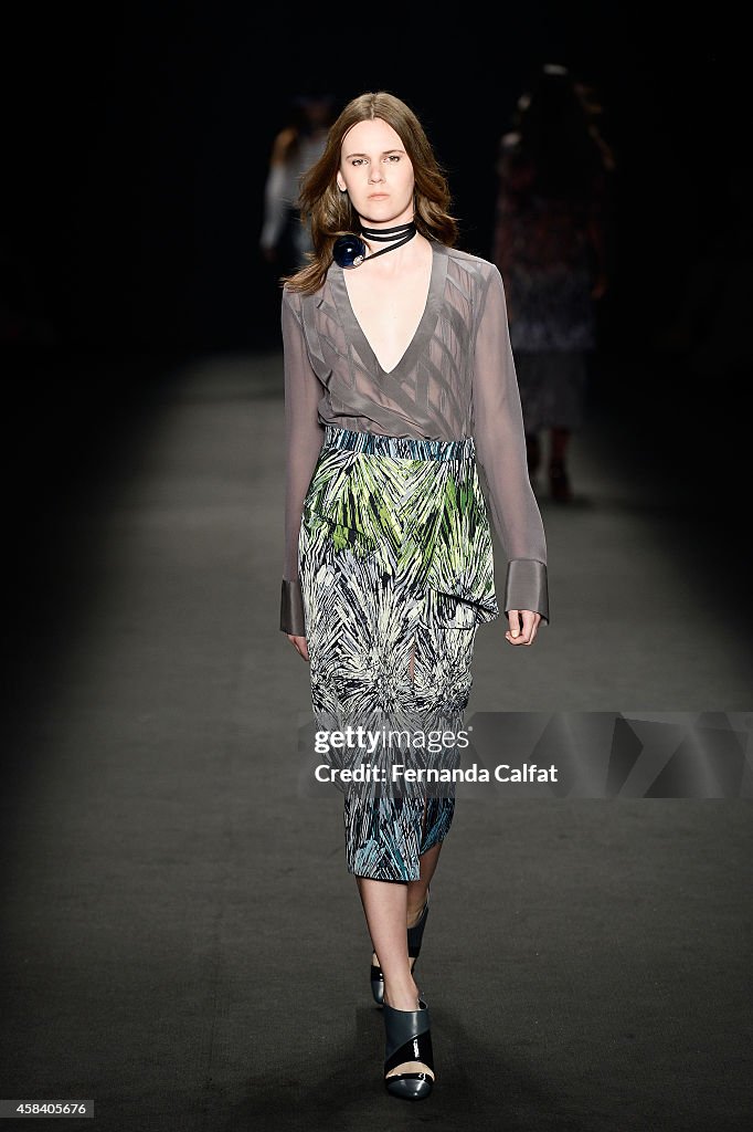 Giuliana Romanno - Runway - SPFW Winter 2015