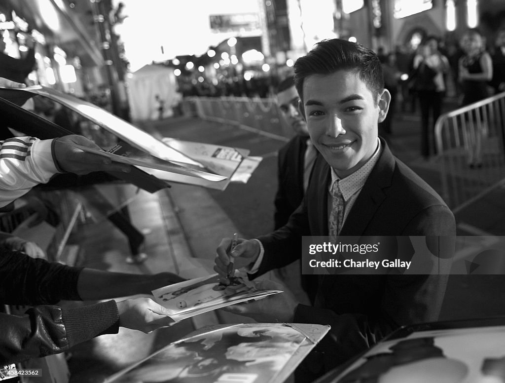 Los Angeles Premiere Of Walt Disney Animation Studios' "Big Hero 6" - Red Carpet