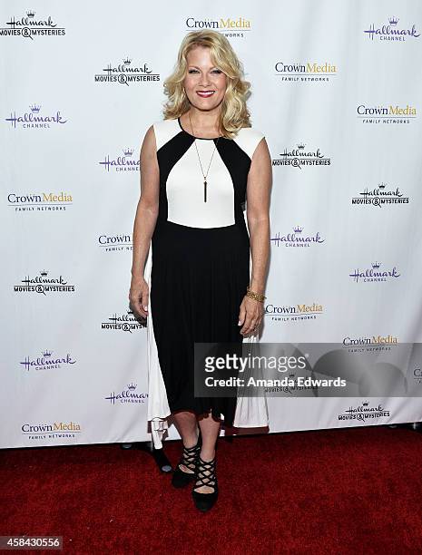 Actress Barbara Niven arrives at the Hallmark Channel's Holiday Christmas world premiere screening of "Northpole" at La Piazza Restaurant on November...