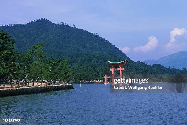 View of the floating tori gate of the Itsukushima Shrine on the island of Itsukushima near Hiroshima in Japan, a UNESCO World Heritage Site.