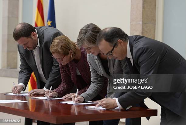 Leader of the Esquerra Republicana de Catalunya leftist republican party Oriol Junqueras, president of Catalan Parliament Nuria de Gispert, Spokesman...