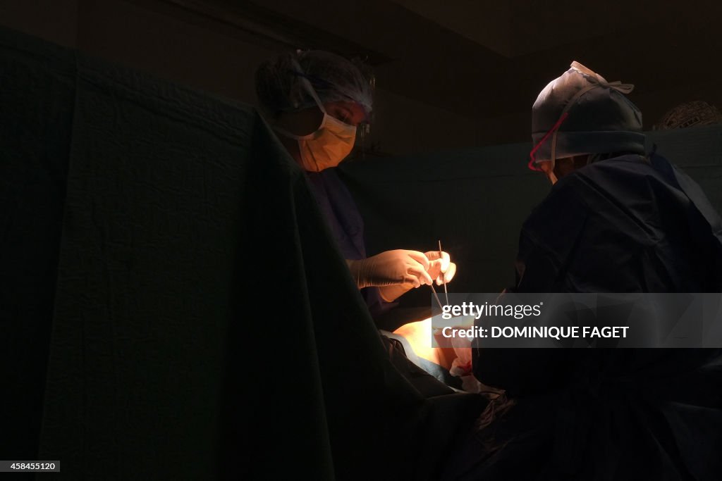 FRANCE-SURGERY-CANCER-MEDICINE